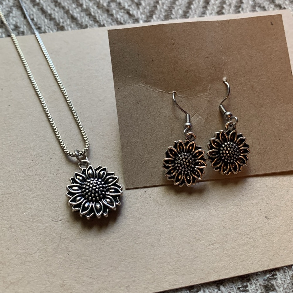 Sunflower Earrings/Necklace Set - Picture 4 of 4